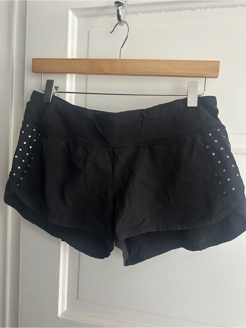 Lululemon speed up shorts - Picture 2 of 2